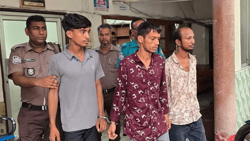 Bus staffers killed passenger to loot money, dumped body on expressway: Police