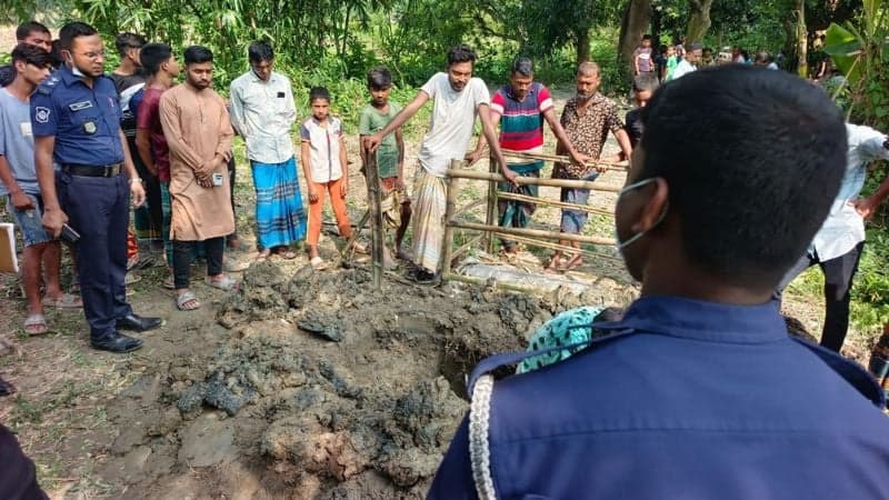 Bodies of 2 students killed during student movement exhumed in Cumilla