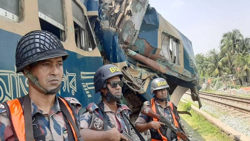 Gazipur train derailment: 2 BGB platoons deployed to help rescue work