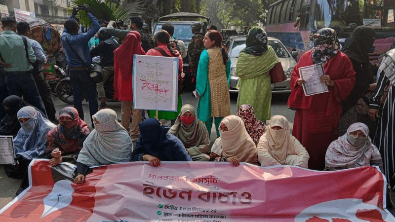 Eden College students block road over five-point demands