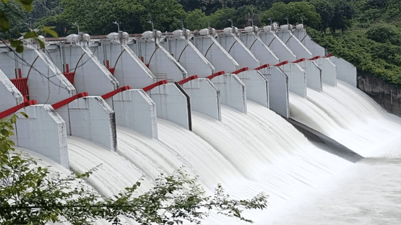 Water level in Kaptai Lake reaches danger mark, spillway gates opened