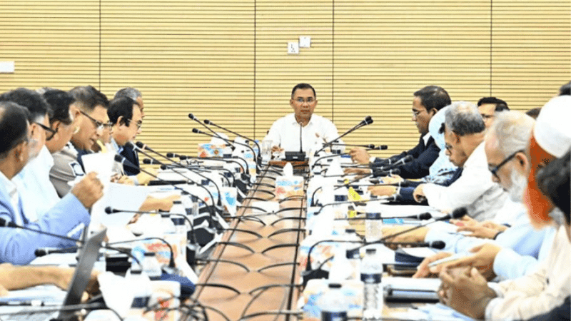 PM chairs meeting to address Dhaka's traffic congestion