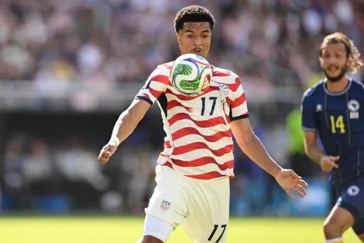 Balogun gives USA half-time lead over Bosnia