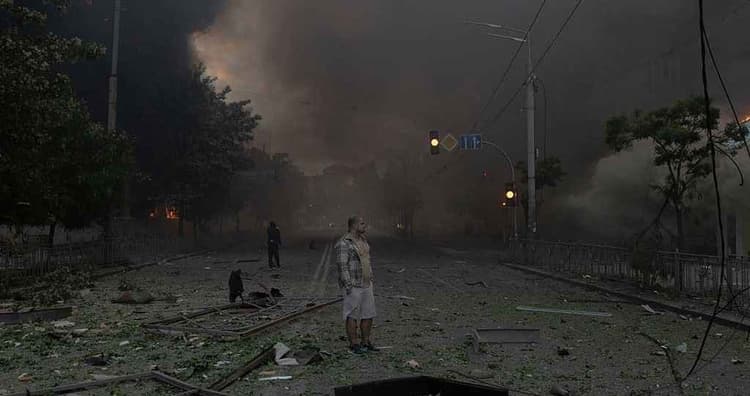 Russia launches massive drone, missile Attack on Kyiv
