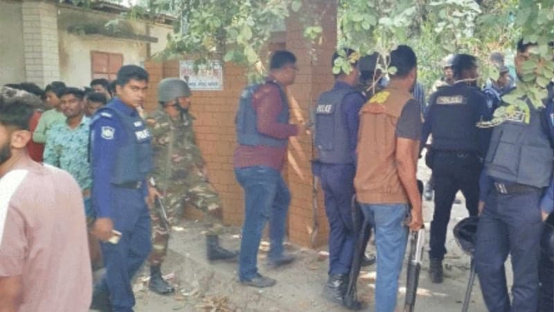 2 killed in clash between two AL groups in Raipura