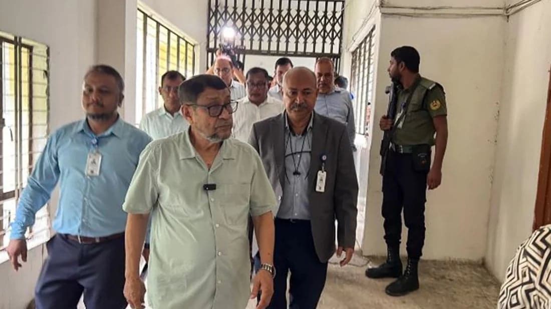 Health Minister's surprise visits: Two clinics shut, two doctors show-caused