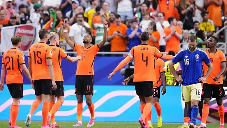 Brobbey, Gakpo doubles as Netherlands crush Sweden 5-1