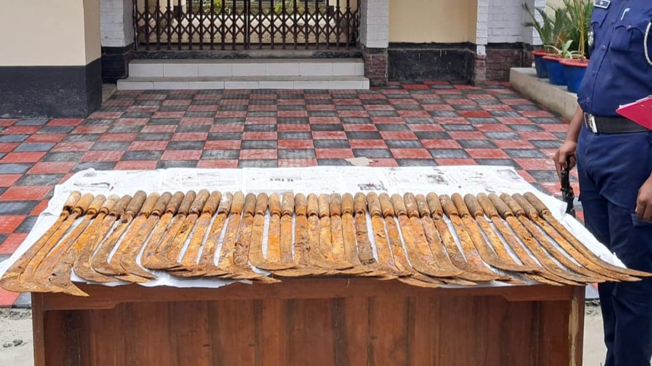 38 locally-made weapons recovered from Shyamnagar pond