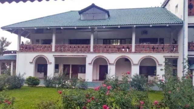 5 tea workers die as hospital remains shut for 16 days in Kamalganj