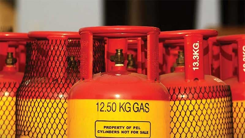 Price of 12kg LPG cylinder reduced by Tk26