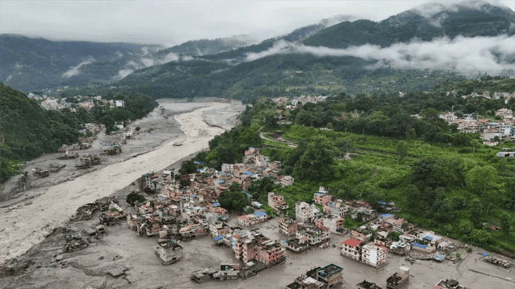 Nepal-Tibet floods leave 1,500 missing including foreign tourists