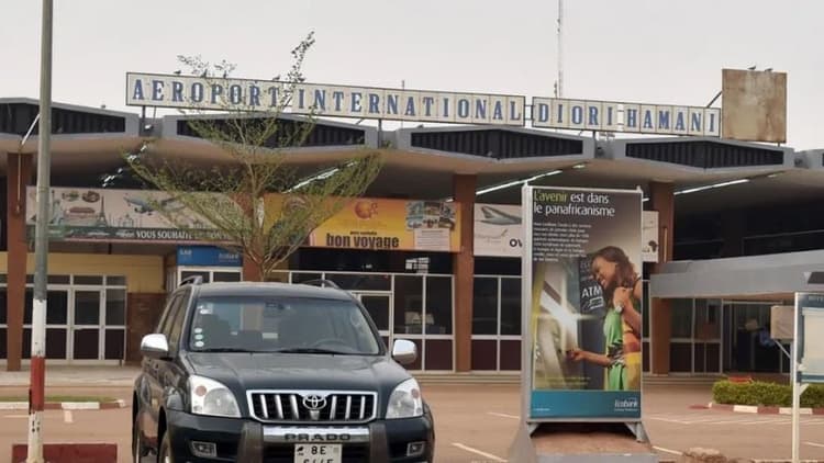 35 killed in gun attack in Niger’s airport