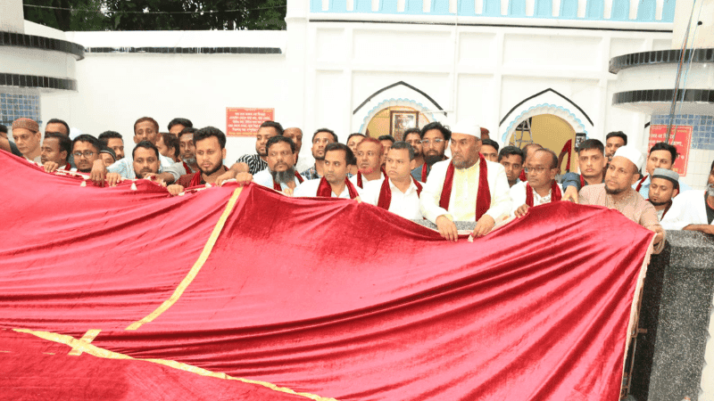 Shahjalal shrine gets new cover on PM's behalf ahead of 707th annual Urs
