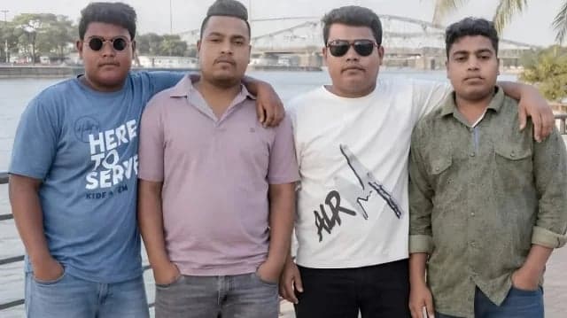 Bodies of four Bangladeshi brothers return home from Oman 