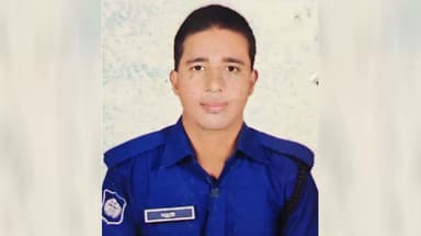 On-duty cop found dead at Khulna Railway Police Lines