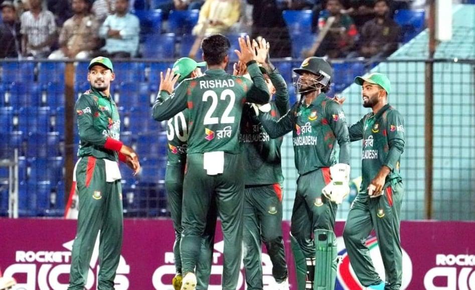 Bangladesh snatches victory in nail-biting match against Zimbabwe