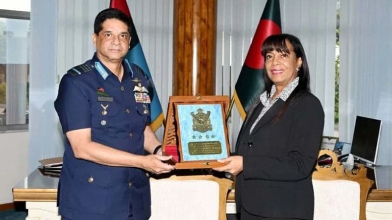 UN Resident Coordinator meets Bangladesh Air Force Chief in Dhaka