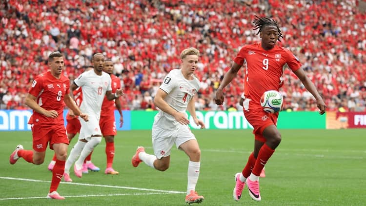 Switzerland beat Canada 2-1 in tense encounter