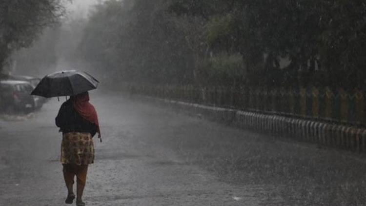 First monsoon in 25 years arrives early due to La Niña