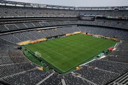 Wildfire smoke shrouds World Cup final venue, match concerns mount