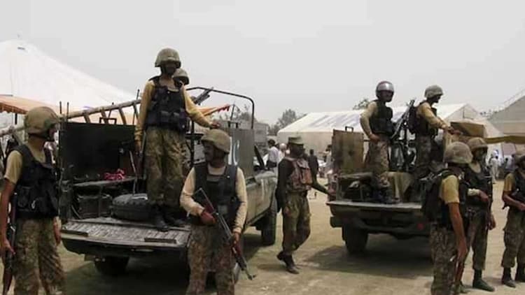 29 killed as police, militants clash in Pakistan