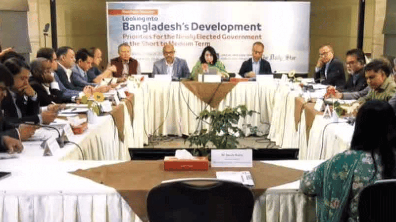 Bangladesh economy under pressure despite avoiding crisis: CPD