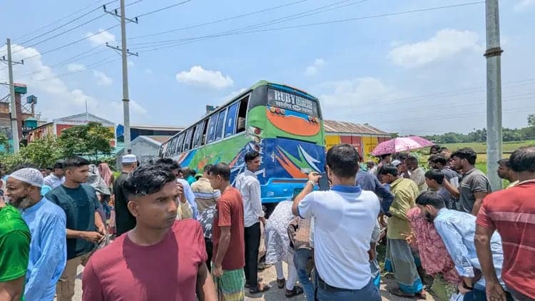 Mother, two daughters killed in road crash in Netrokona