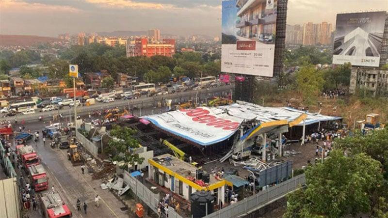14 killed after billboard collapses on people, 74 injured