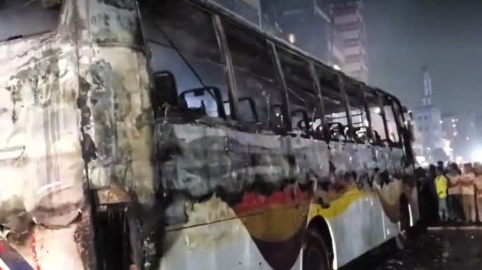 Bus catches fire in Dholaipar area