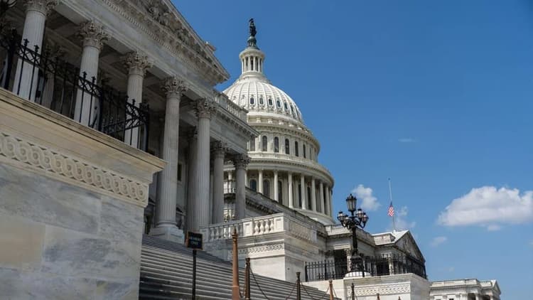 US democratic indicators at lowest in 50 years: Guardian report