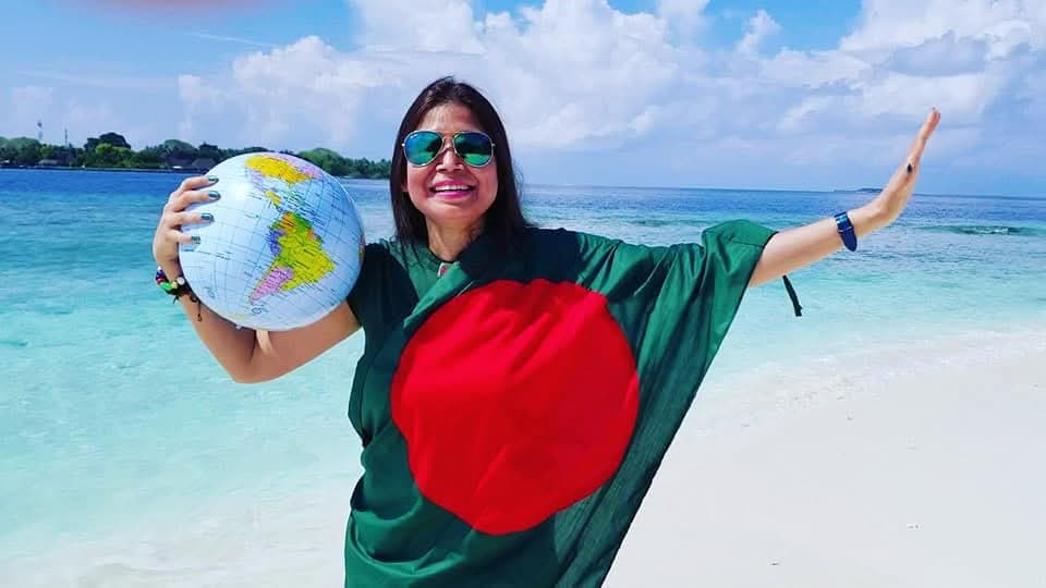 Bangladesh's flag in 185 countries: Najmun Nahar creates new history in world travel