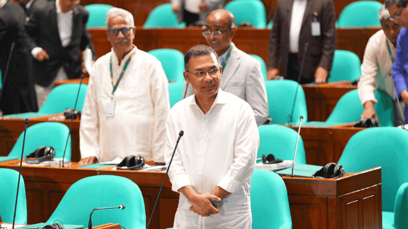 Government and opposition can work together to amend the constitution: PM