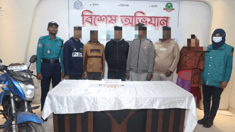 290 bhori of looted gold from Chattogram recovered, 6 arrested including ex-ASI