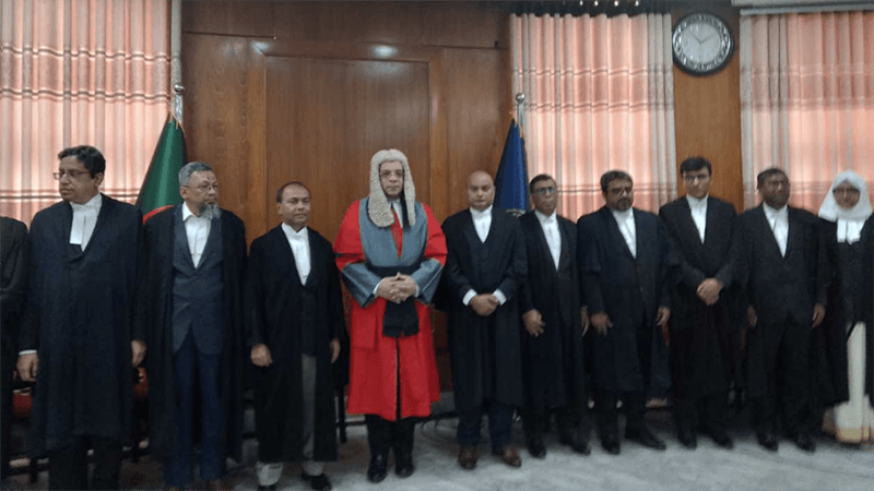 25 newly appointed judges take oath