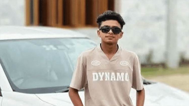 Student dies while trying to resolve football dispute in Bogura