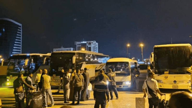 282 Bangladeshis return home from Bahrain