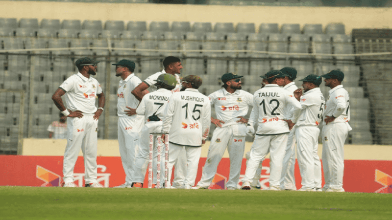 Bangladesh end second day in frustration over 'poor' fielding