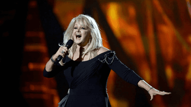 Legendary singer Bonnie Tyler passes away