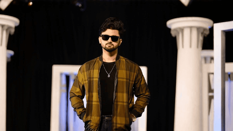 Yamin Farshi crowned for glamour looks