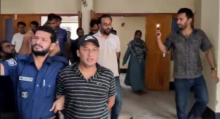 10 Awami League, affiliated bodies' leaders arrested in Lakshmipur