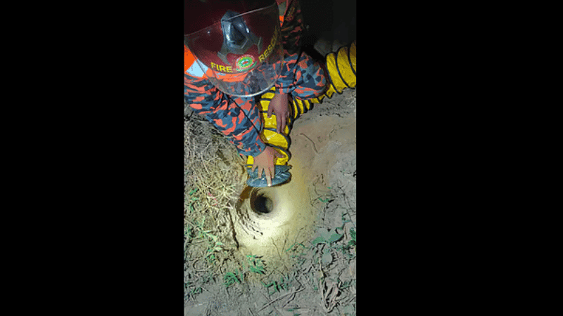 3-year-old child missing after falling into deep tube well hole in Raozan