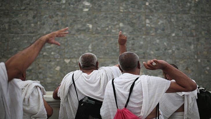 Final Hajj rituals underway as pilgrims stone pillars in Mina