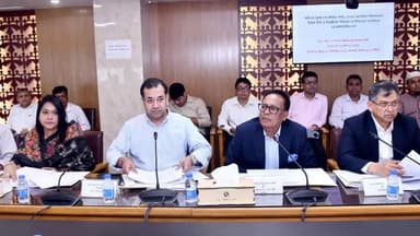 Govt working to protect journalists' rights, including wage board: State Minister