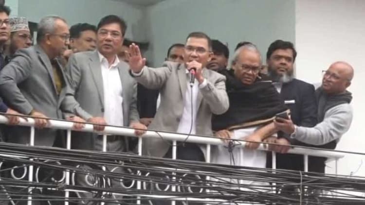 Tarique Rahman visits to BNP central office in Nayapaltan