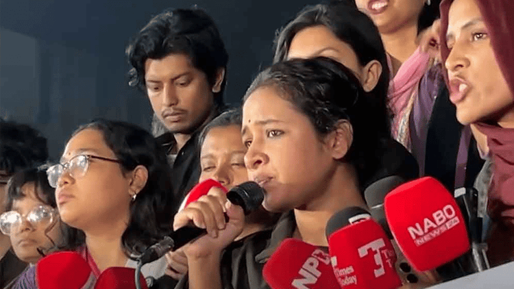 DU students slam Jamaat leader’s remarks on DUCSU, threaten action