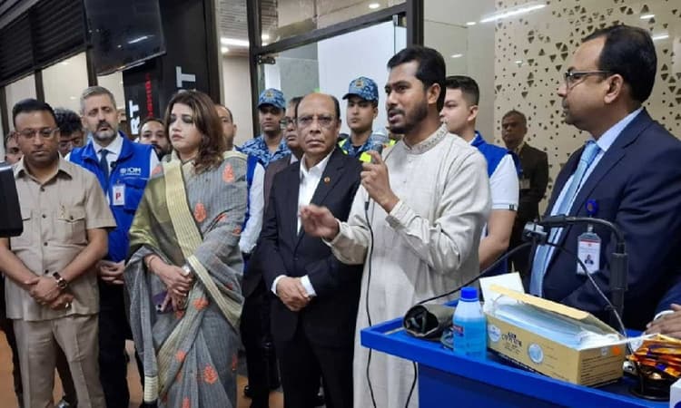 186 Bangladeshis arrived home from Iran