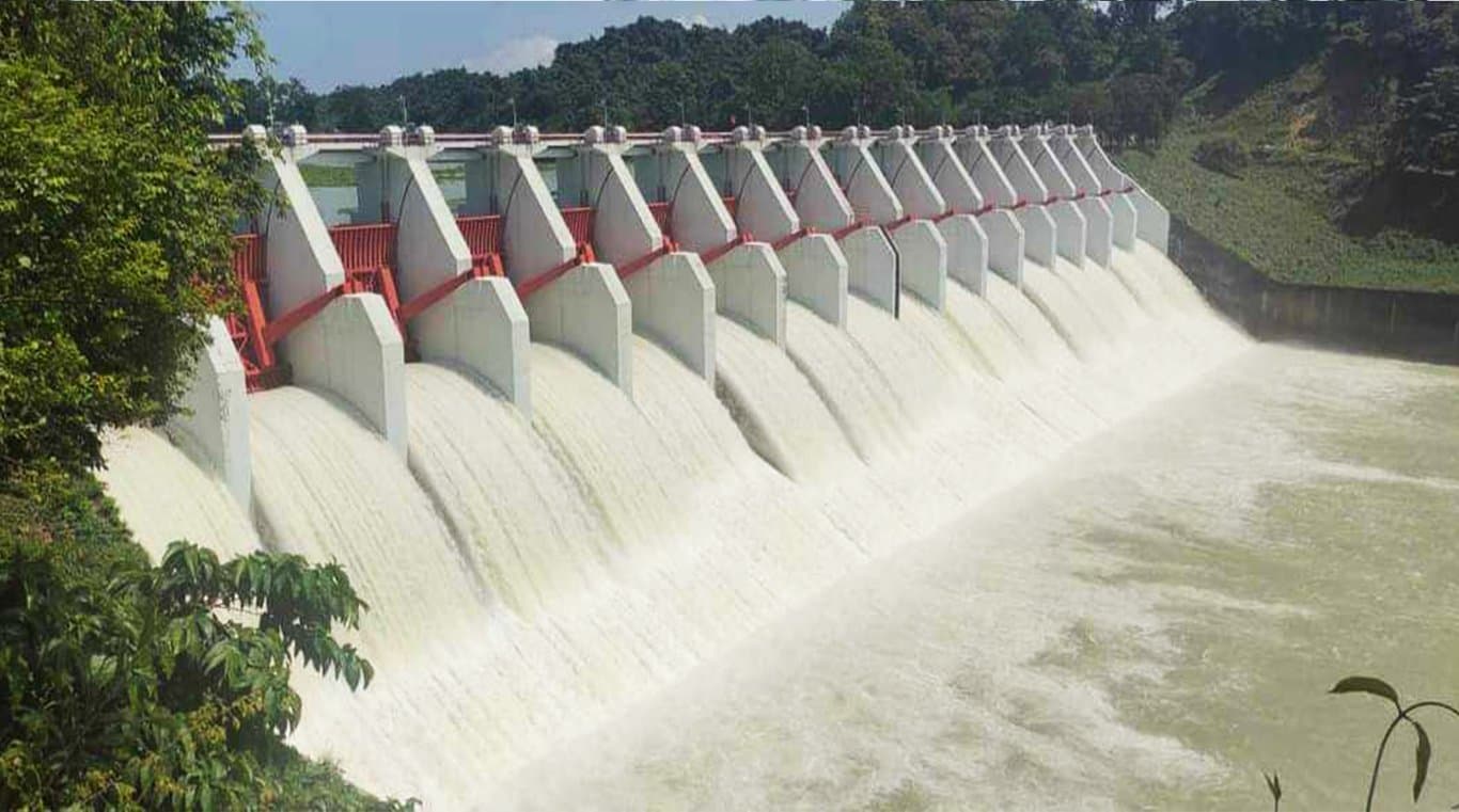 16 gates of Kaptai Hydropower Plant opened, public urged not to panic