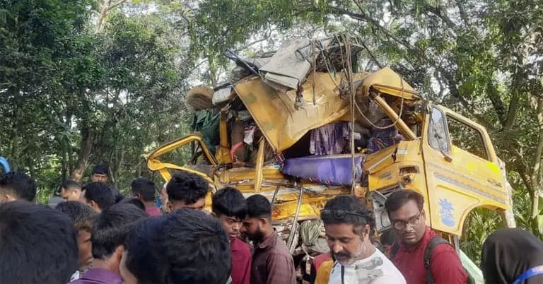 Death toll from Natore bus-truck collision rises to 14
