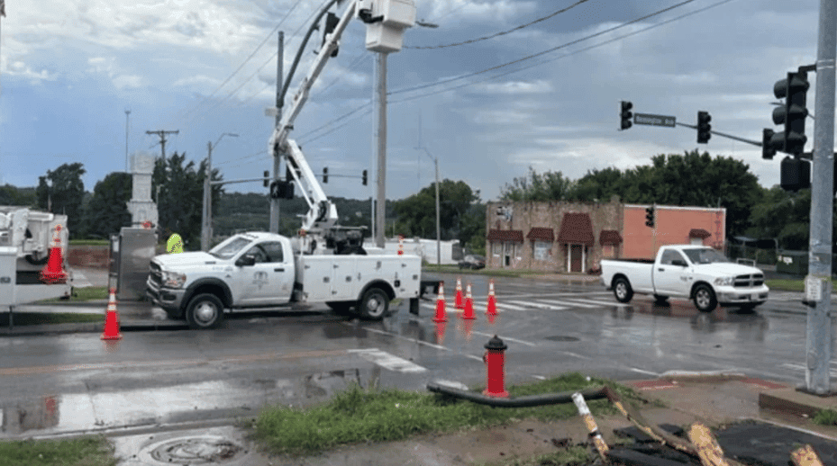 One killed as gunfire hits Uber carrying Argentina fans in Kansas City