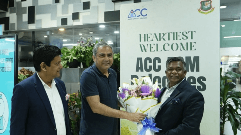 ACC chairman Mohsin Naqvi arrives in Dhaka